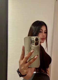 Sarah - escort in Yokohama Photo 14 of 17