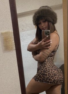 Sarah - puta in Yokosuka Photo 19 of 21