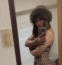 Sarah - puta in Yokohama