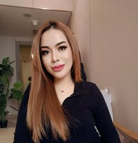 Sarah Thailand - masseuse in Abu Dhabi Photo 12 of 16