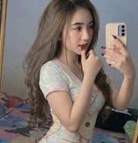 Sarah Tia - Acompañante in Bali