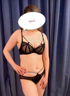 Sarah - puta in Muscat Photo 1 of 5