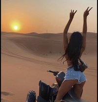 Sarah - puta in Riyadh Photo 1 of 4