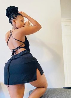 Sarahbaby - puta in Guangzhou Photo 10 of 10