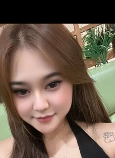 Sarahh - escort in Kuala Lumpur Photo 4 of 6