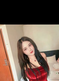 Sarahh - escort in Kuala Lumpur Photo 5 of 6