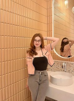 Sarahhh - escort in Bali Photo 4 of 4