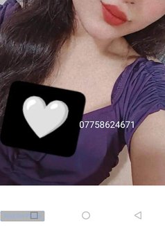 Sarahlover - escort in Erbil Photo 2 of 2