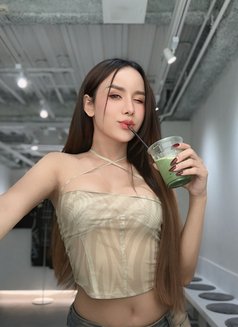 Sarahwinter - Acompañante transexual in Tokyo Photo 17 of 17