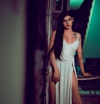 Sara - Transsexual escort in New Delhi