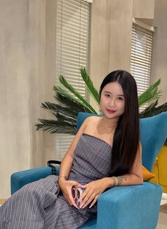 Saralee - escort in Bangkok Photo 1 of 5