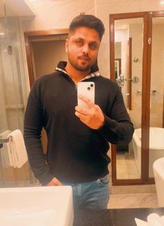 Saran - Male escort in Gurgaon Photo 2 of 2