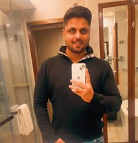 Saran - Acompañantes masculino in Gurgaon