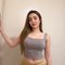 Saran Vip Massage Relaxed - puta in Al Juffair Photo 2 of 10