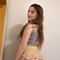 Saran Vip Massage Relaxed - puta in Al Juffair Photo 3 of 10