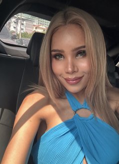 Sarathai - Transsexual escort in Bangkok Photo 29 of 30