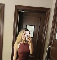 Saray - puta in Al Manama