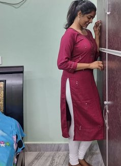 Saraya - escort in Colombo Photo 2 of 2