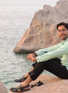 Sarfaraz - Male escort in Karāchi Photo 2 of 2