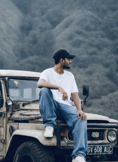 Sree - Male escort in Accra Photo 2 of 3