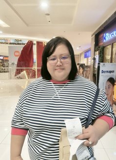 SARI - GFE/CONTENTS - escort in Manila Photo 5 of 13