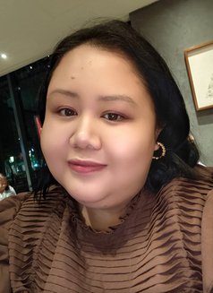 SARI - GFE/CONTENTS - escort in Manila Photo 6 of 13