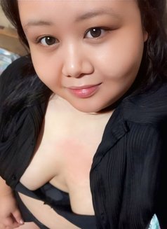 SARI - GFE/CONTENTS - escort in Manila Photo 10 of 13