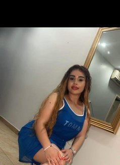 Sarika - escort in Gurgaon Photo 15 of 17