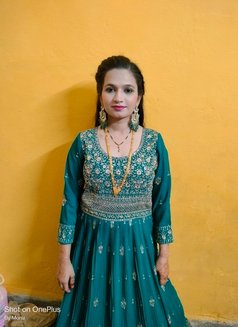 Sarika - escort in Pune Photo 2 of 4