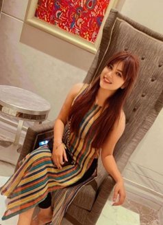 JANVI GENUINE ONLY FOR GENTLEMAN'S GFE - puta in Mumbai Photo 4 of 5