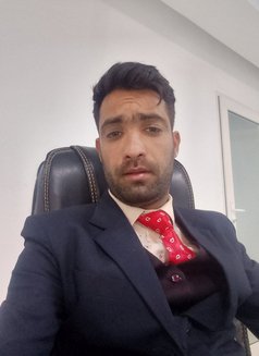 Sarin - Male escort in Kathmandu Photo 3 of 8