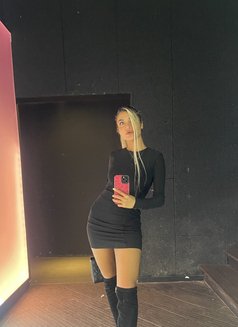 Sarina - escort in Dubai Photo 2 of 2