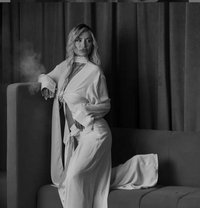Sarina - escort in Dubai
