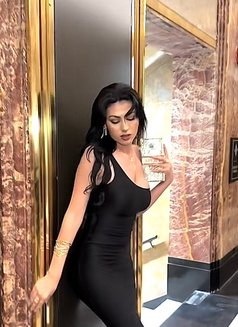 Sarina - Transsexual escort in Amsterdam Photo 3 of 4