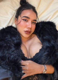 Sarine - escort in Bangkok Photo 8 of 12