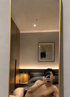 Sarp - Male escort in İstanbul Photo 13 of 14