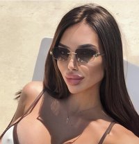 Sarrah - adult performer in Bucharest