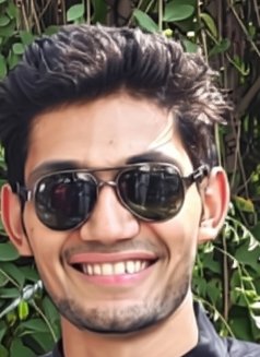 Sarthak - Acompañantes masculino in Ahmedabad Photo 2 of 3