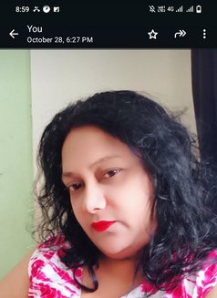Saru - puta in Pune Photo 1 of 1