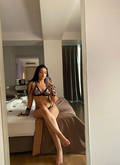 Sary - escort in Khobar Photo 1 of 5