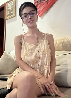 Sasa - masseuse in Siem Reap Photo 15 of 17