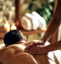 Sasa massage - escort in Dubai