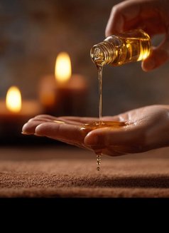 Sasa massage - escort in Dubai Photo 3 of 9