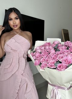 sasa sexy&classy VIP gfe - adult performer in Dubai Photo 21 of 21