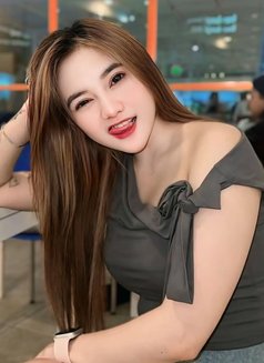 Sasa Steviani - escort in Surabaya Photo 6 of 6