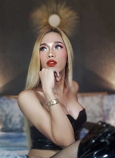 Sasha A - Acompañantes transexual in Makati City Photo 1 of 1