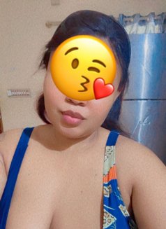 Sasha available - puta in Bangalore Photo 3 of 8