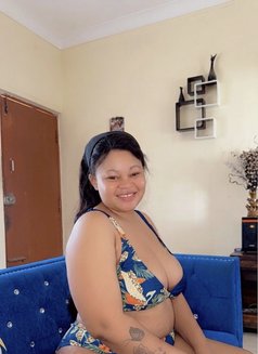 Sasha available - puta in Bangalore Photo 9 of 9