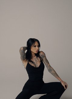 Sasha Beart Porn - escort in Dubai Photo 7 of 29