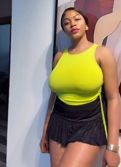 Sasha - escort in Ahmedabad Photo 4 of 8